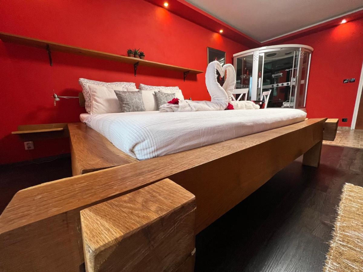 Ferienwohnung Privat Adriana Kremnitz Exterior foto