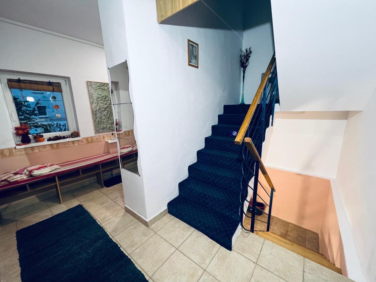 Ferienwohnung Privat Adriana Kremnitz Exterior foto