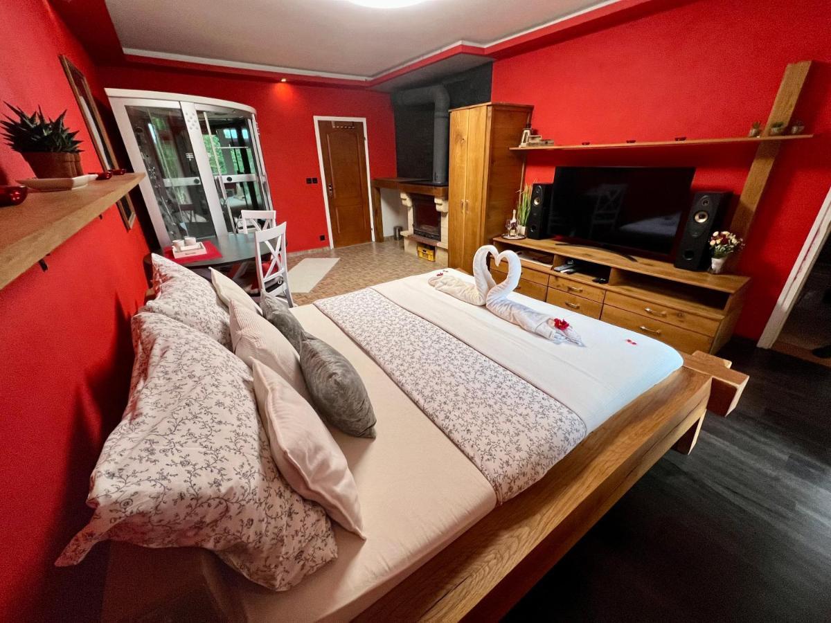 Ferienwohnung Privat Adriana Kremnitz Exterior foto